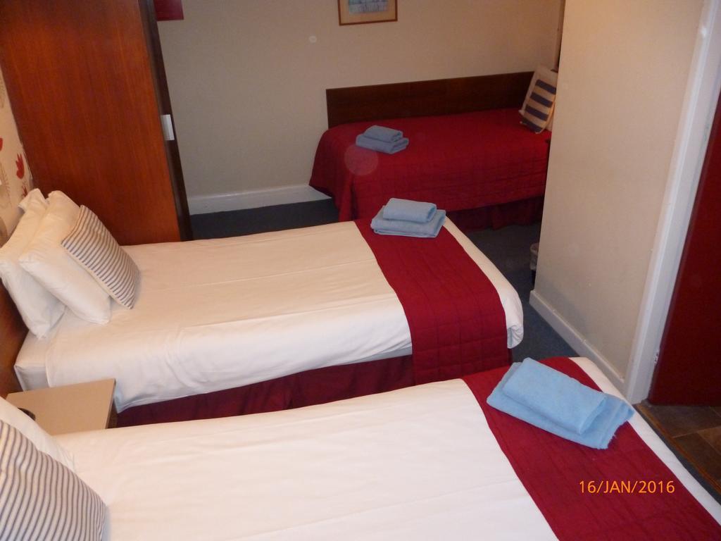 Grange Lodge Hotel - B&B Лондон Стая снимка