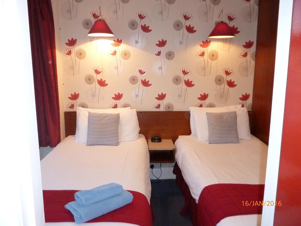 Grange Lodge Hotel - B&B Лондон Стая снимка