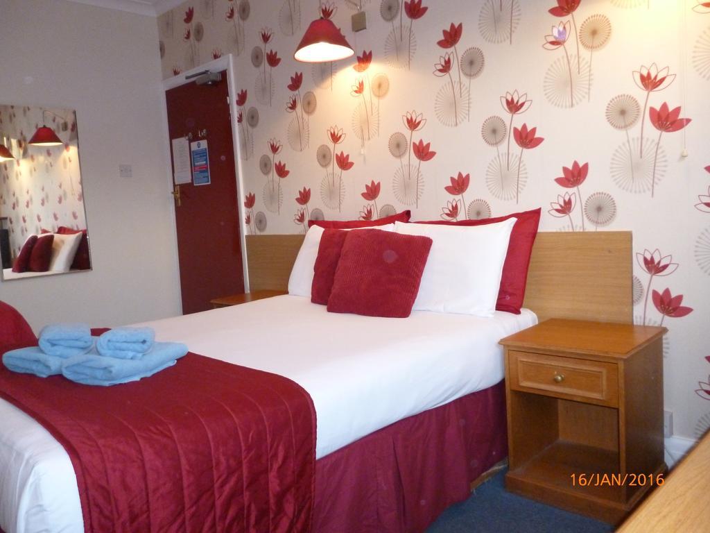 Grange Lodge Hotel - B&B Лондон Стая снимка