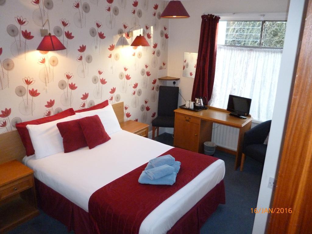 Grange Lodge Hotel - B&B Лондон Стая снимка
