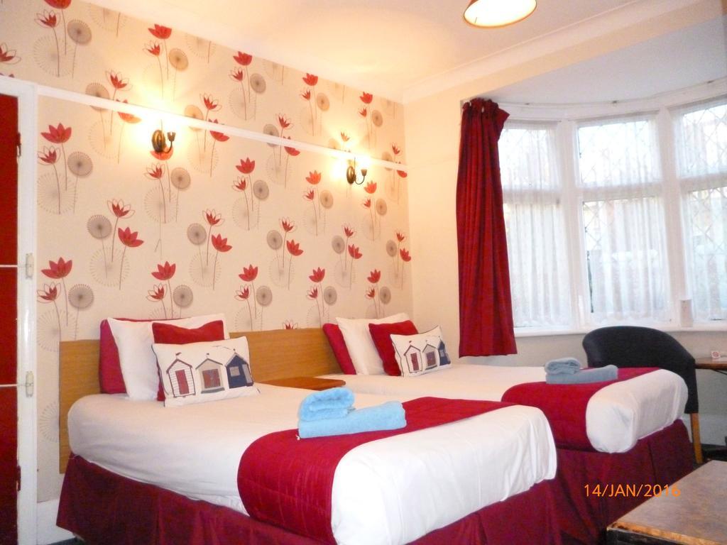 Grange Lodge Hotel - B&B Лондон Стая снимка