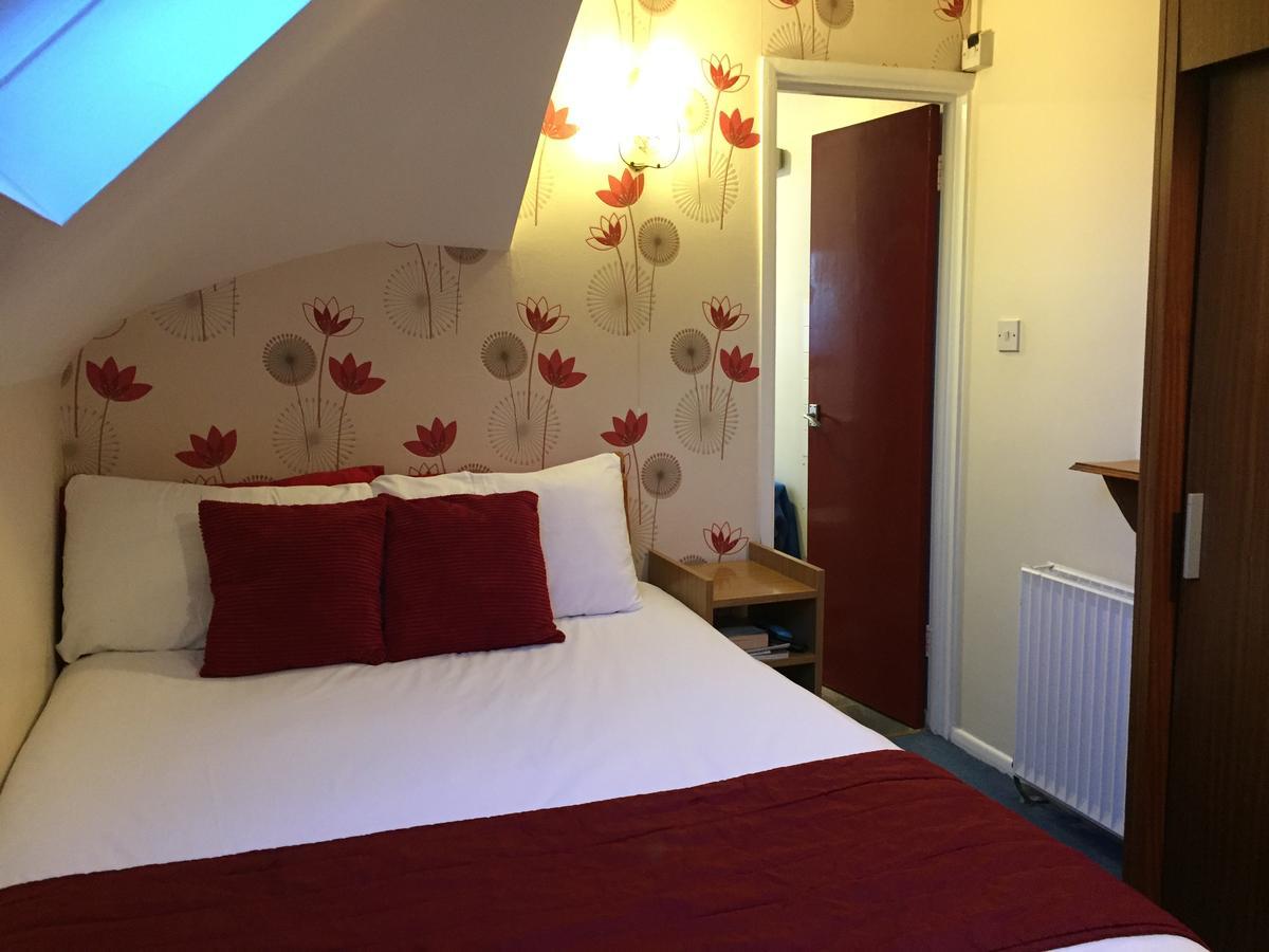 Grange Lodge Hotel - B&B Лондон Екстериор снимка